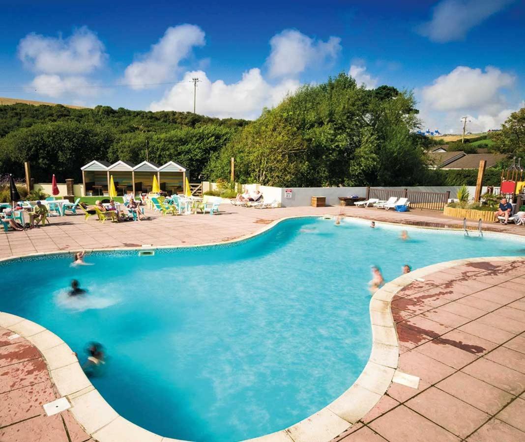 Porth Retreat At Newquay Bay Resort Exterior foto
